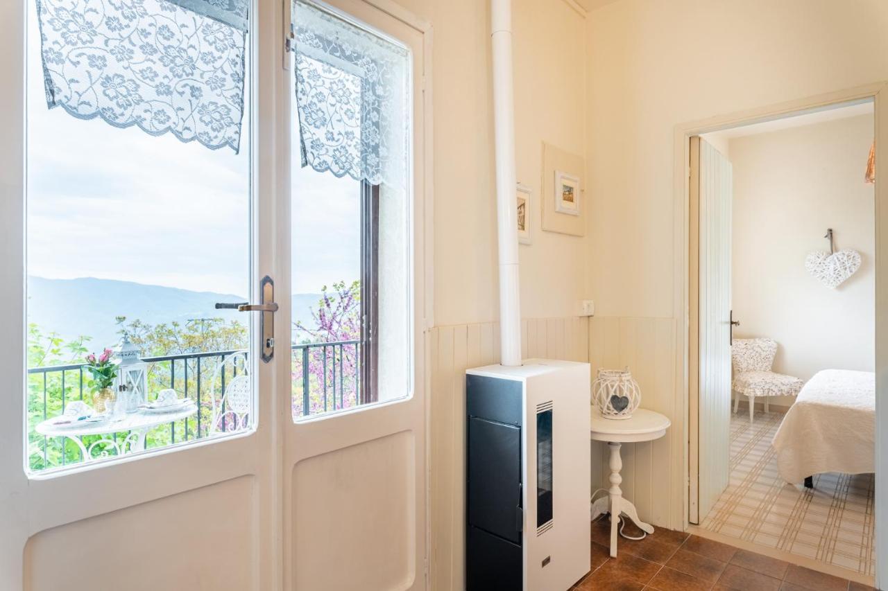 Sassi Scritti - Acero Montano Apartman Montefegatesi Kültér fotó